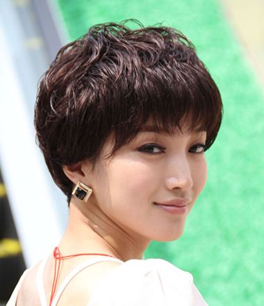 女生发型-女生短发发型-女生卷发发型图片-韩国
