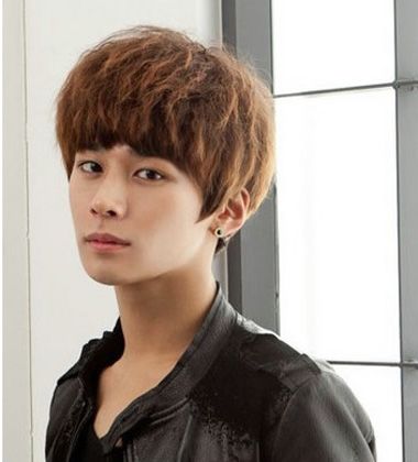 男生发型-男生烫发-好打理男生发型-韩版男发型