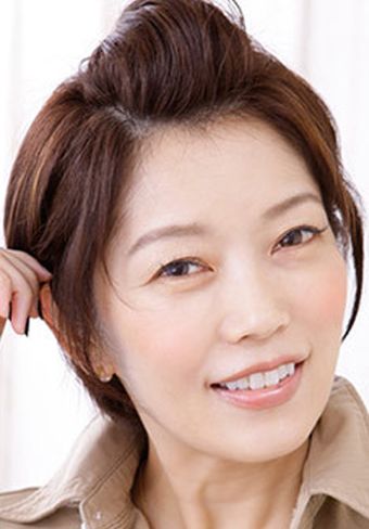 发型diy-如何diy发型-韩国发型diy-直发盘发齐刘