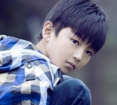 小学生短发扎法 学生中短发怎样扎好看(2)