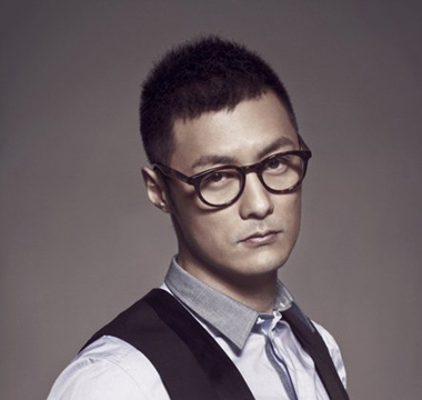 香香美发网-流行发型-脸型搭配-扎法步骤-男生