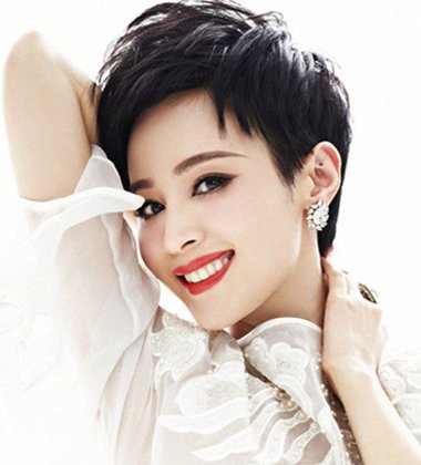 超短发烫发发型图片 女士超短发型图片图片