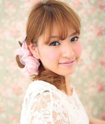 �ʺ�ѧ������β�跢����� ��ѧŮ������β���Ͳ���