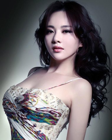 女生各种发型图片及烫法名称 女生中长发烫发发型