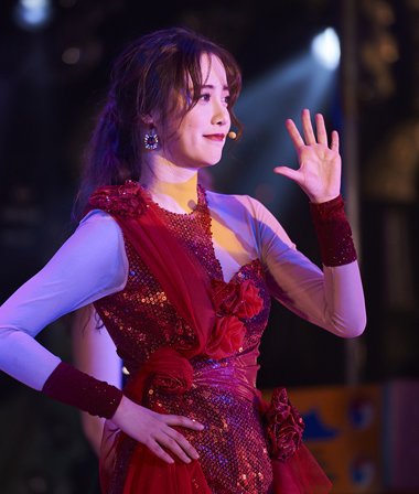 《你太过分了》具惠善长发浓妆热辣登场 具惠善韩式长发发型性感清纯两不误