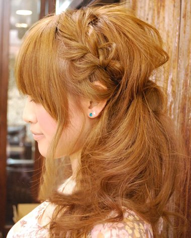 ����������ͷ��Ҫ��һ�������� ��������ͷ��ͼ���з��Ÿ���