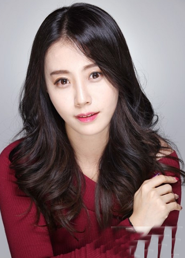 什么叫理疗弹性烫卷发 隆重为你推出多样造型