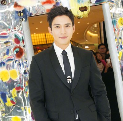 30��ְ����ʿ���ķ����������� �ļ�ְ����ʿ����̷�����look