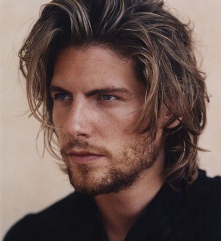 天气这么冷男生长发是时候上线了 2019男生个性长发就是这么帅