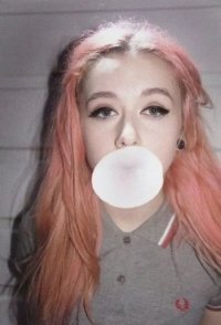 ����Ů�����ʺ�Ⱦ������ɫ�� �ഺ����ʮ���Ů����ͷ��