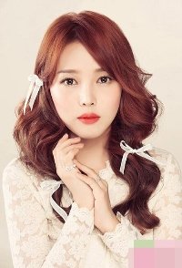 韩国女生高人气卷头发造型 撩男技能满分的卷烫发设计