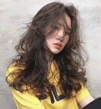 前方高能!大脸秒变小脸 2019大脸女生这样选烫发一秒变女神