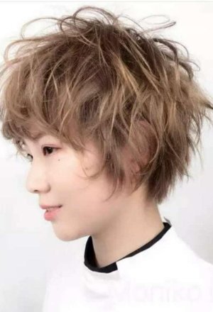 女生韩式短发纹理烫发型 众多女生钟意的发型