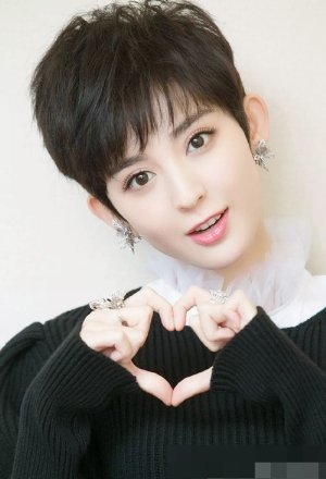 长脸女生适合什么短发发型 女生六款时尚短头发欣赏