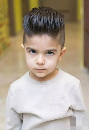 男童两边剃掉的短发图片 五大风格秒间可爱孩发型