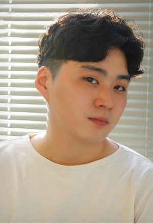 Բ����ʿ�ʺϵĶ̷�����ͼƬ ��ֵ���ߵ�������ͷ��