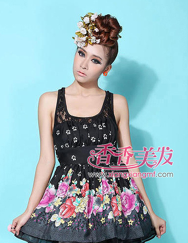 �����̷�����ͼƬ չ��Ħ��ʱ�и�