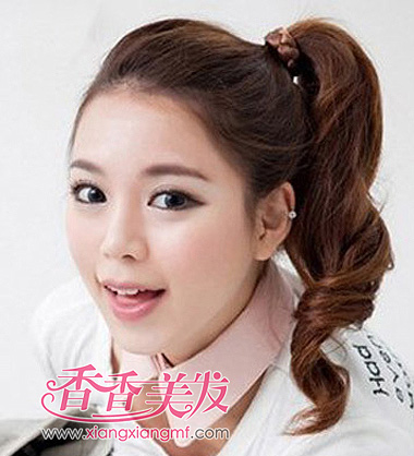 Ů������������  ������Բ���Ѱ��·