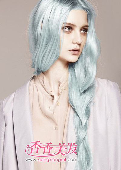 ���޳������� �����ɷ���Ů��