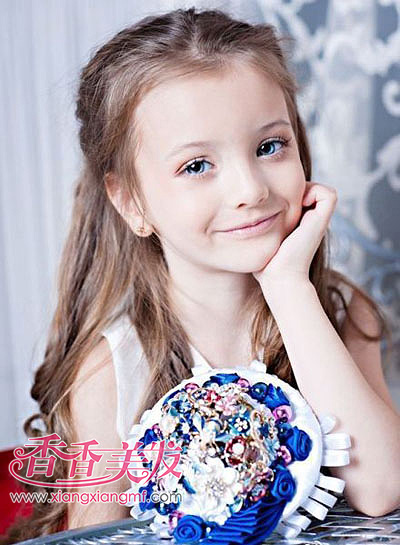 ͯģAngelina���ʹ󼯽� �Ź־����ʽ������