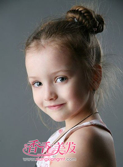 ͯģAngelina���ʹ󼯽� �Ź־����ʽ������