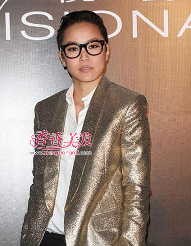 �����ʺ�ʲô���ķ��� �����´����ڿ�����Ů��