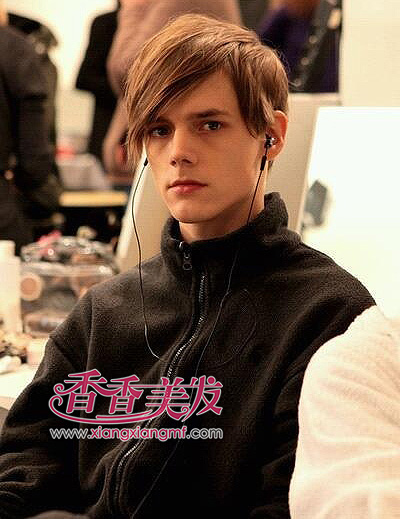 ŷ�����з��ʹ��̵� ��˧Ӣ�׷�ǳ�����