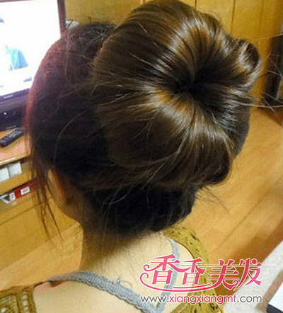 ���������ɻ���ͷ���� ����Ӫ��������Ů�黳