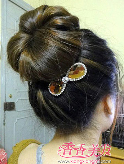 ���������ɻ���ͷ���� ����Ӫ��������Ů�黳