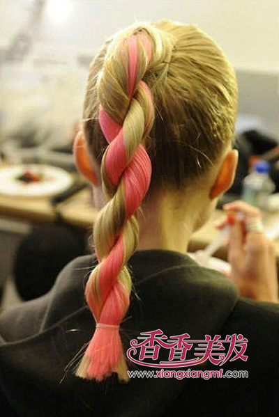 ������Ψ����ɫȾ�� ���������е���