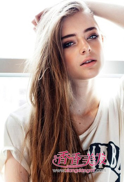 Ӣ�׷糤������ ʱ�ж��и�ʤһ��