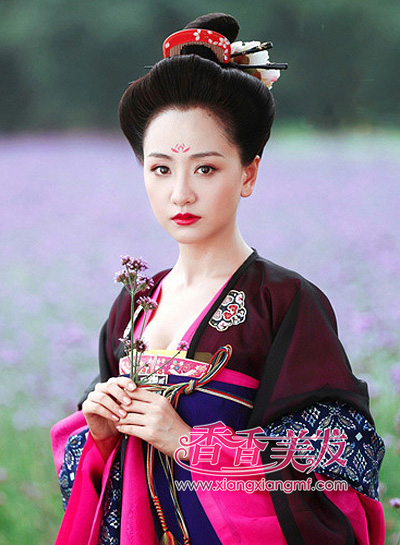 ���������졷���ع�װ��䷢�� �������ĳ�����Ů��