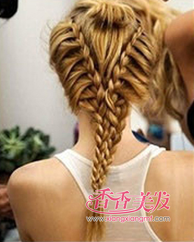 ������ۼ�ı෢���� ��Ů���㶼����