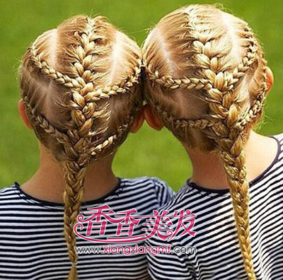 ˫����girls���Գ��ȱ෢ �Ķ�����