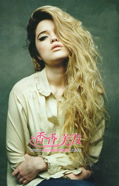 ������������ Ů��������Ȼ��¶