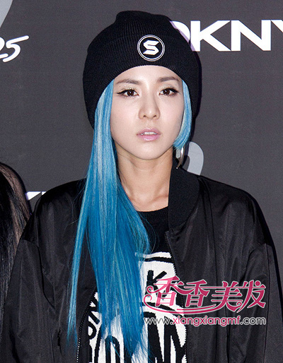 ���������·�ɫ ����������ʱ�г�Ů��