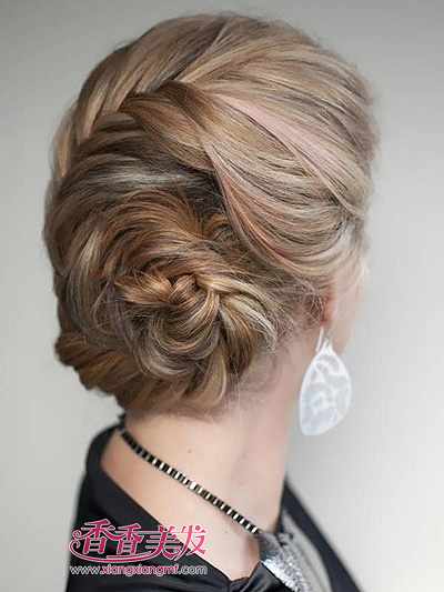 ��ʽ��β���̷�DIV �߹�������︴�Ź�͢��