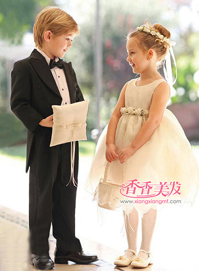 �����ɰ���С��ͯ���� Ϊ��Ļ�����������ͯȤ