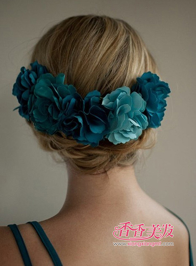 ����������ɫ���� ���ƶ��ճ��ƽ�ͷ