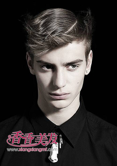 ����ʮ����ģ������ͼƬ �������з���ʱ��·��