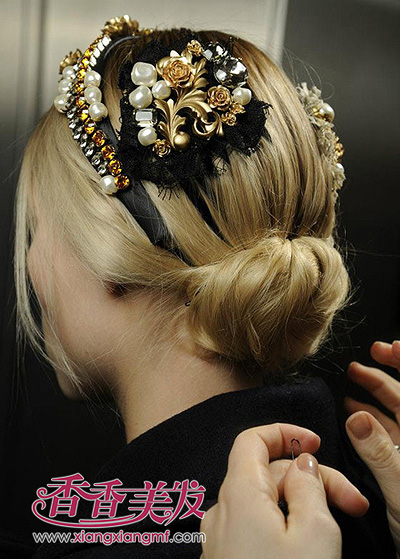 ���¸��ŷ�������ʥ��������ķ��