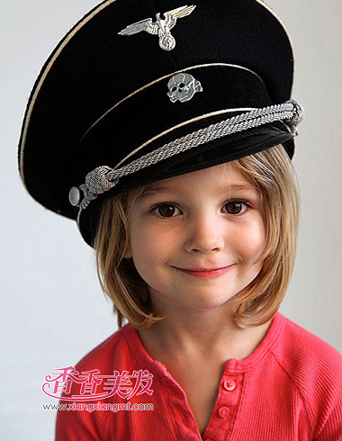 ��Ц���õ�Ů���� �������ޱ�Ц�ǳ�