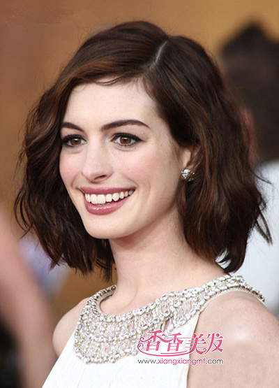 ŷ������ʱ���ж̷� ��Ů�����Ʋ��ɵ�