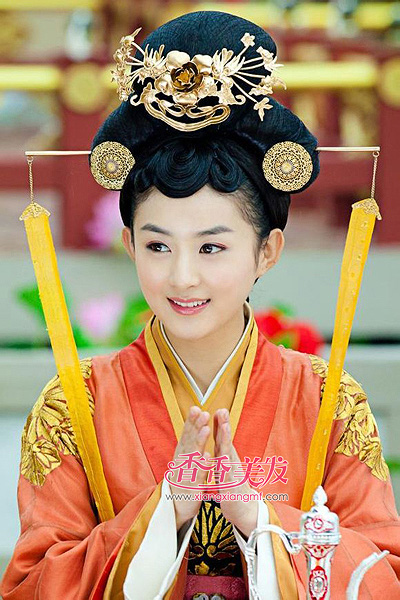 ��������Ů����װ���ʹ�PK ˭���׵���