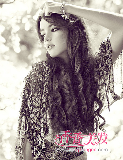 ���Ů��Ͳ�һ�����ʾ��� �������˳��������̵�