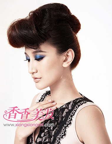 ������������ չ�ֶ���Ů������