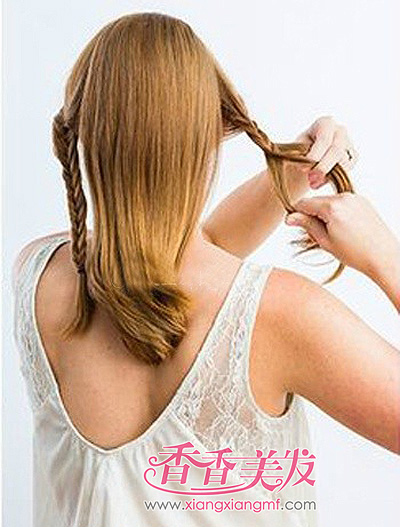 ��Լ���ű෢�̷�DIV �ַ��ӱ�������Ů��