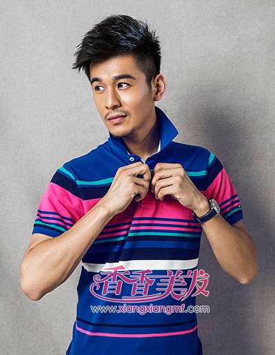 ��װ����������ʱ�д�Ƭ ů�ⰻȻ������Ȼ�Ķ�