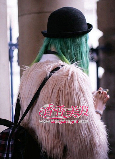 ����Ѥ���ʺ�ɫȾ�� Ψ������������