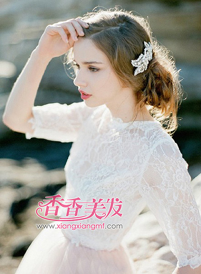 ��Ů����д������ �����е�Ψ������